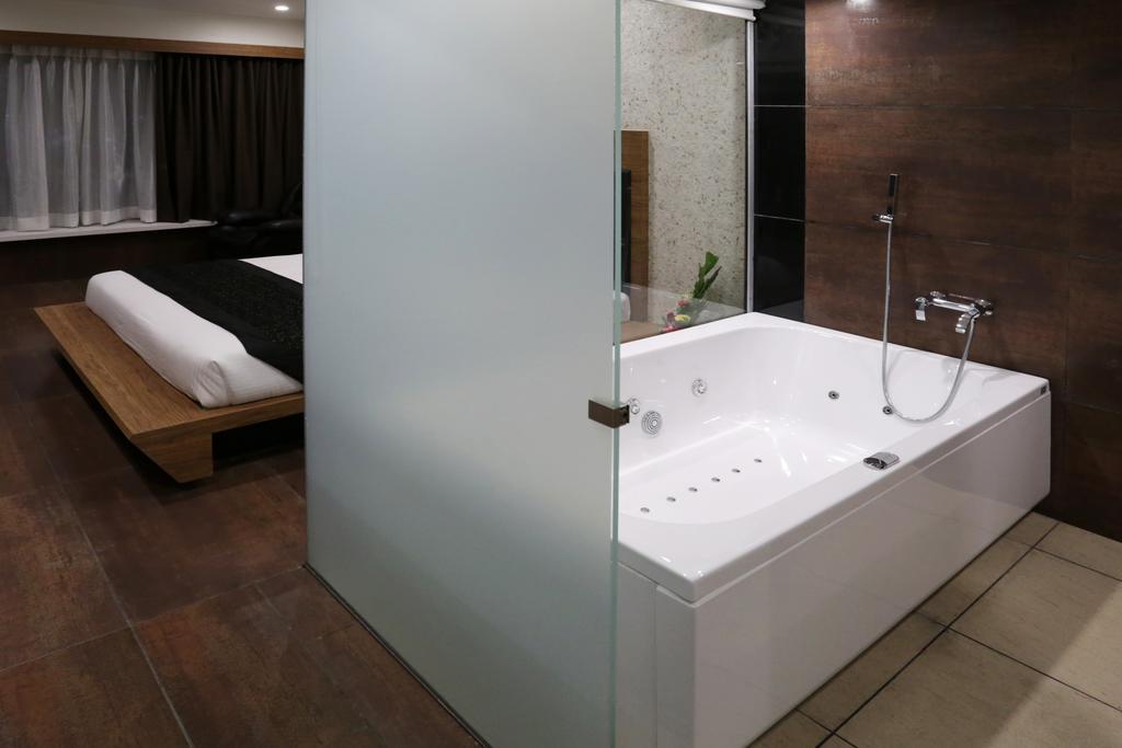 Grand Kailash Hotel Αουρανγκαμπάντ Δωμάτιο φωτογραφία
