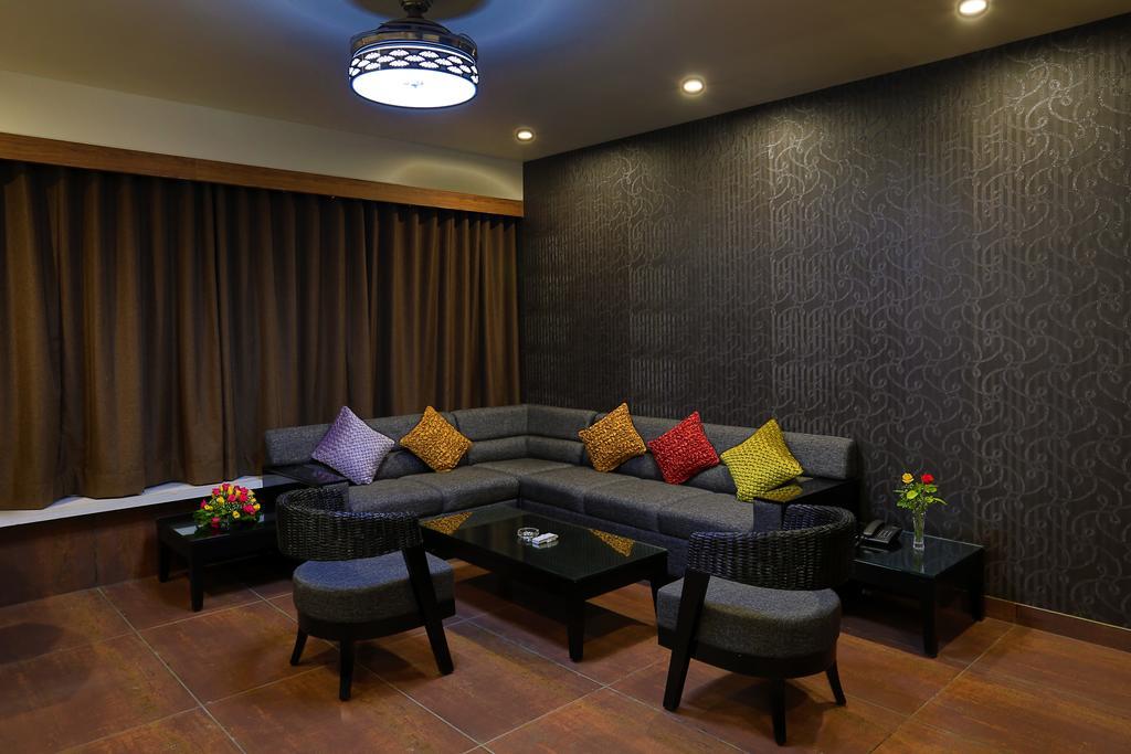 Grand Kailash Hotel Αουρανγκαμπάντ Δωμάτιο φωτογραφία